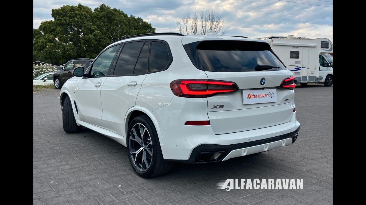 BMW X5 xdrive30d mhev 48V Msport auto