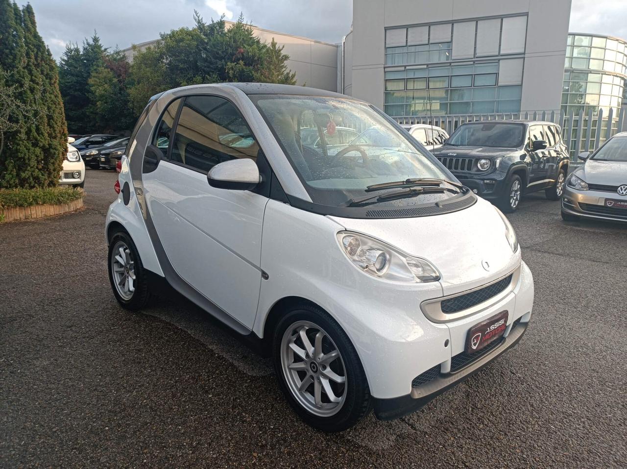 Smart ForTwo 1000 62 kW coupé passion