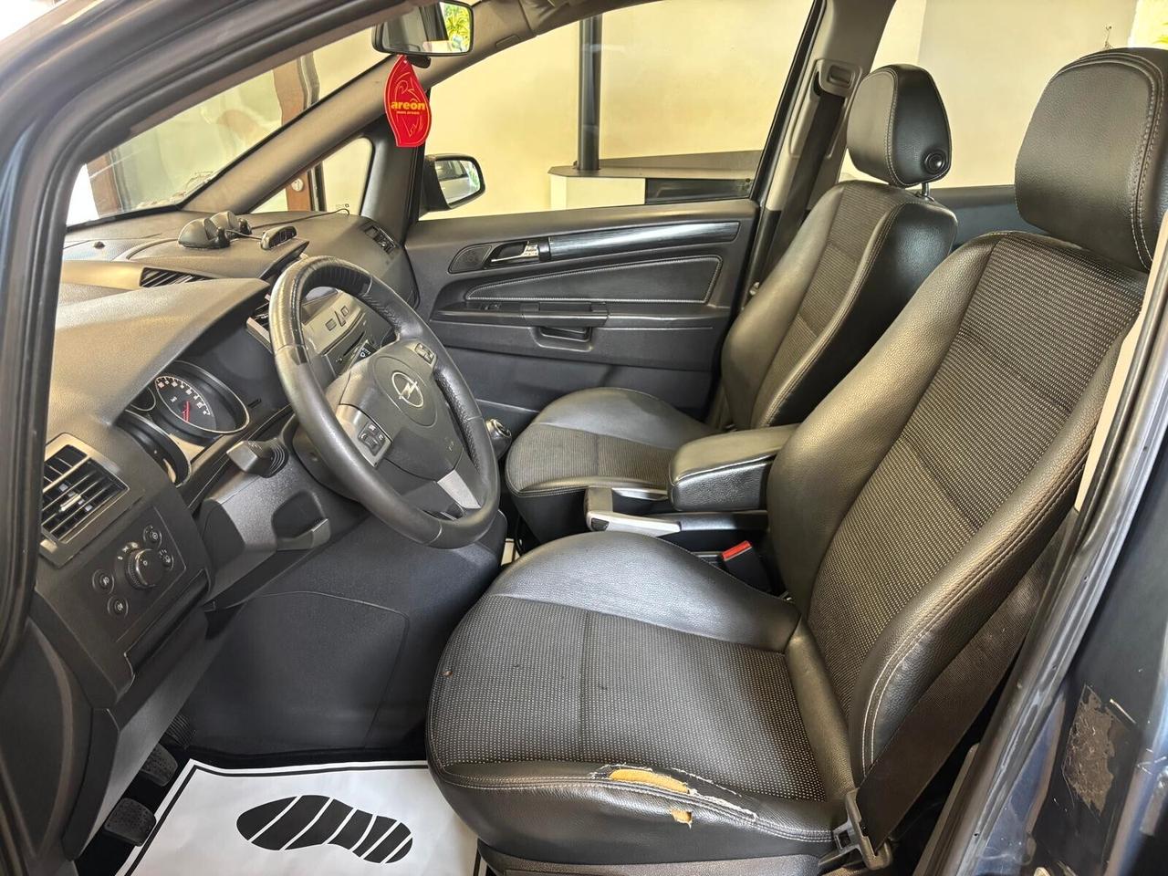 Opel Zafira 1.9 CDTI 101CV Club