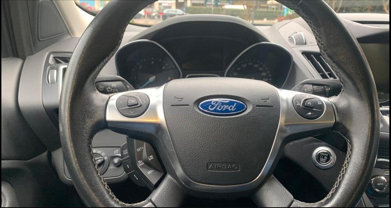 Ford Kuga 2.0 TDCI 150 CV S&S 4WD Titanium