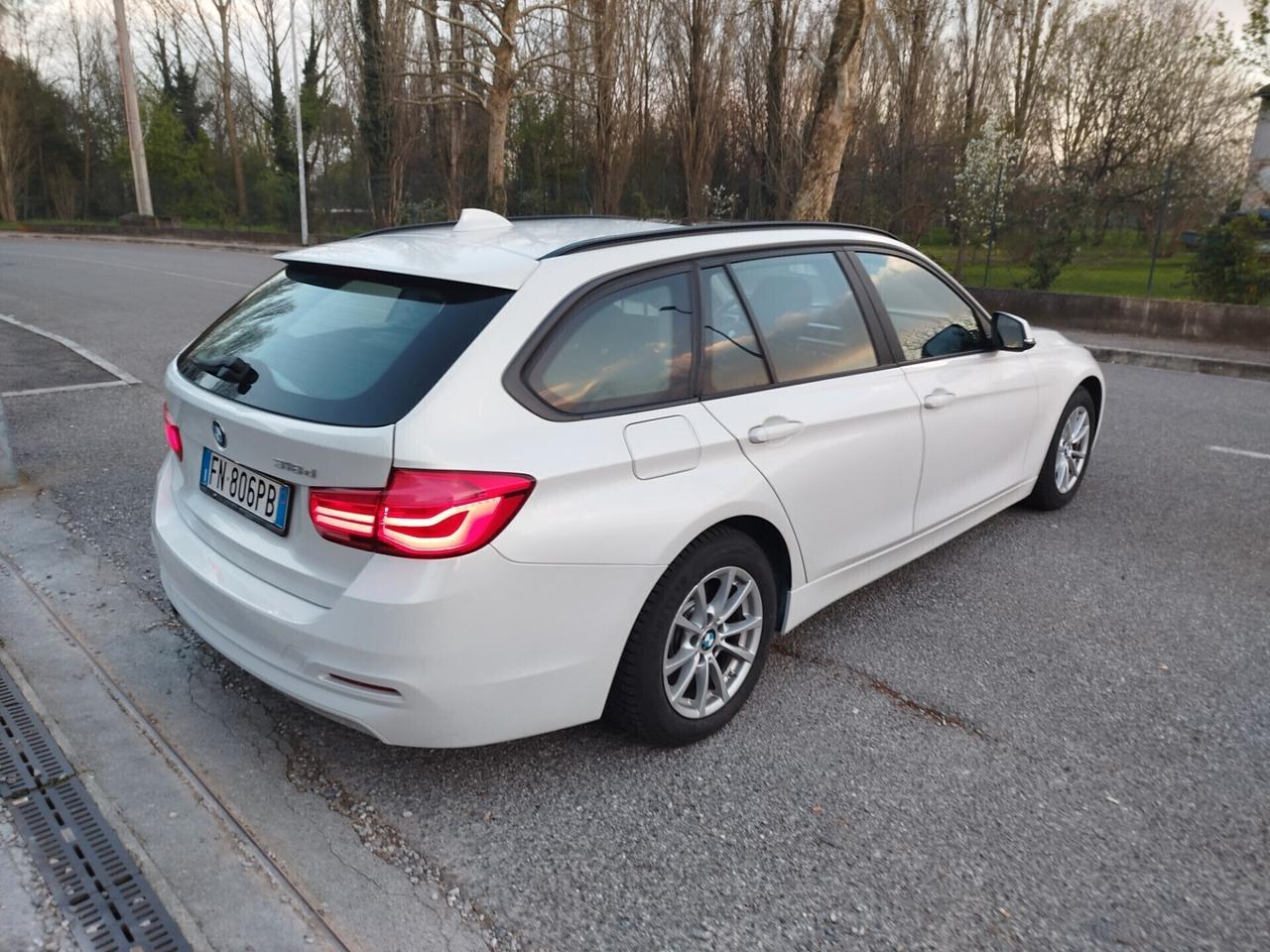 Bmw 318 318d Touring Luxury