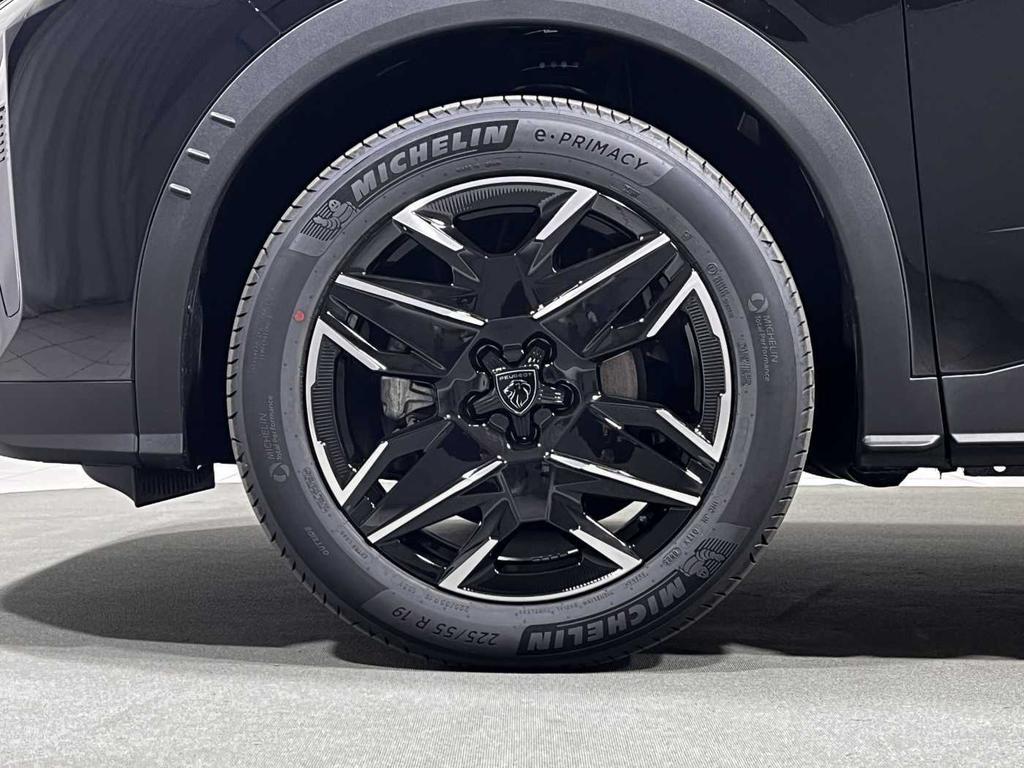 Peugeot 3008 1.2 hybrid Allure 136cv e-dcs6