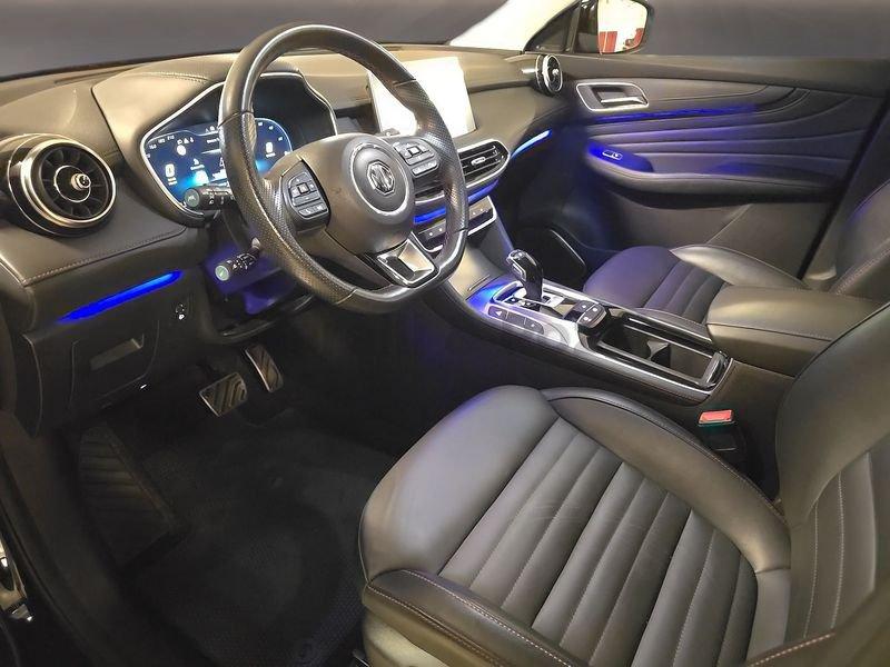 MG EHS Plug-in Hybrid Exclusive