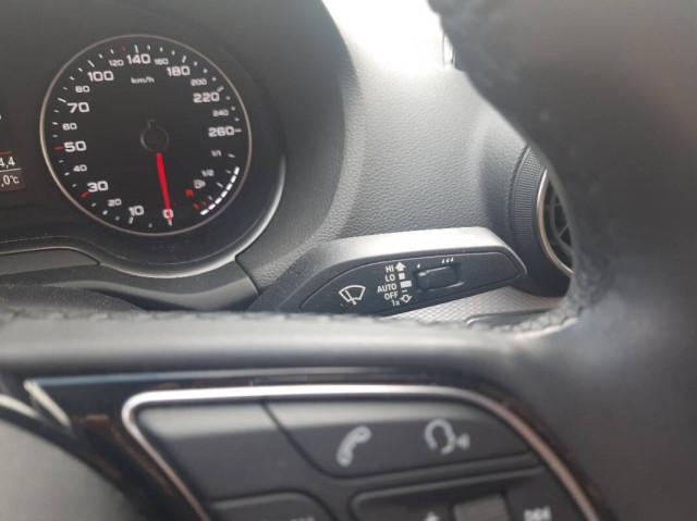 Audi Q2 2.0 30 tdi Business S-Tronic 116CV