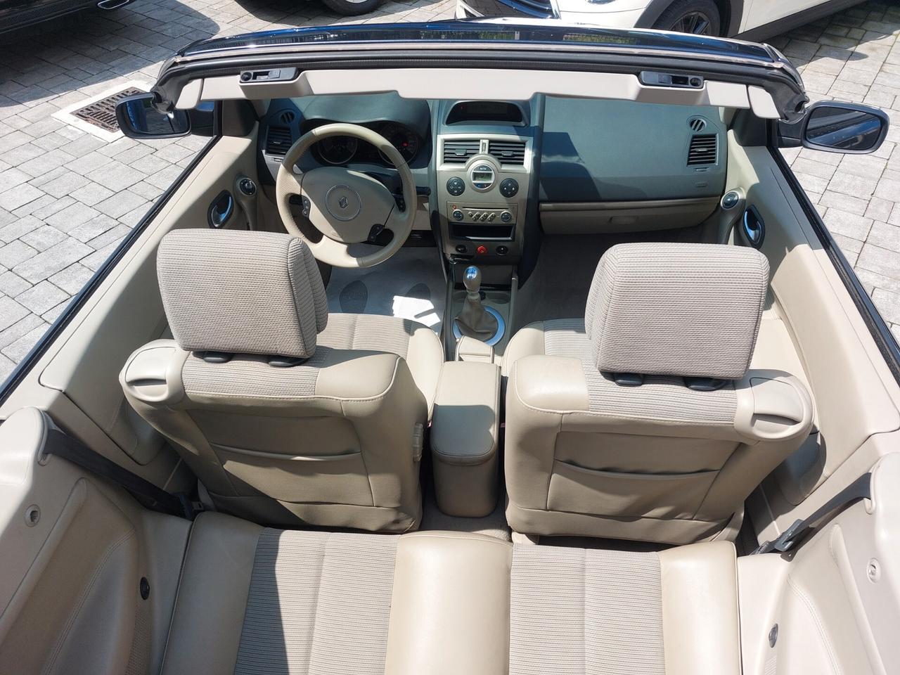 Renault Megane Mégane C-C 1.5 dCi/105CV Luxe