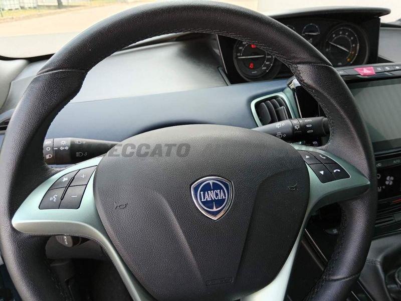 Lancia Ypsilon Ypsilon 1.0 firefly hybrid Platino s&s 70cv