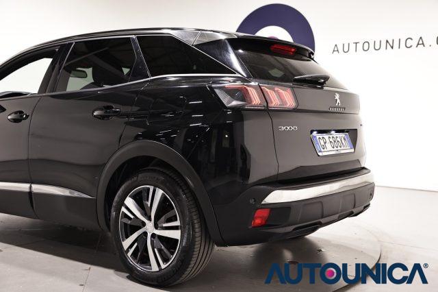 PEUGEOT 3008 HYBRID3 300 E-EAT8 ALLURE PACK