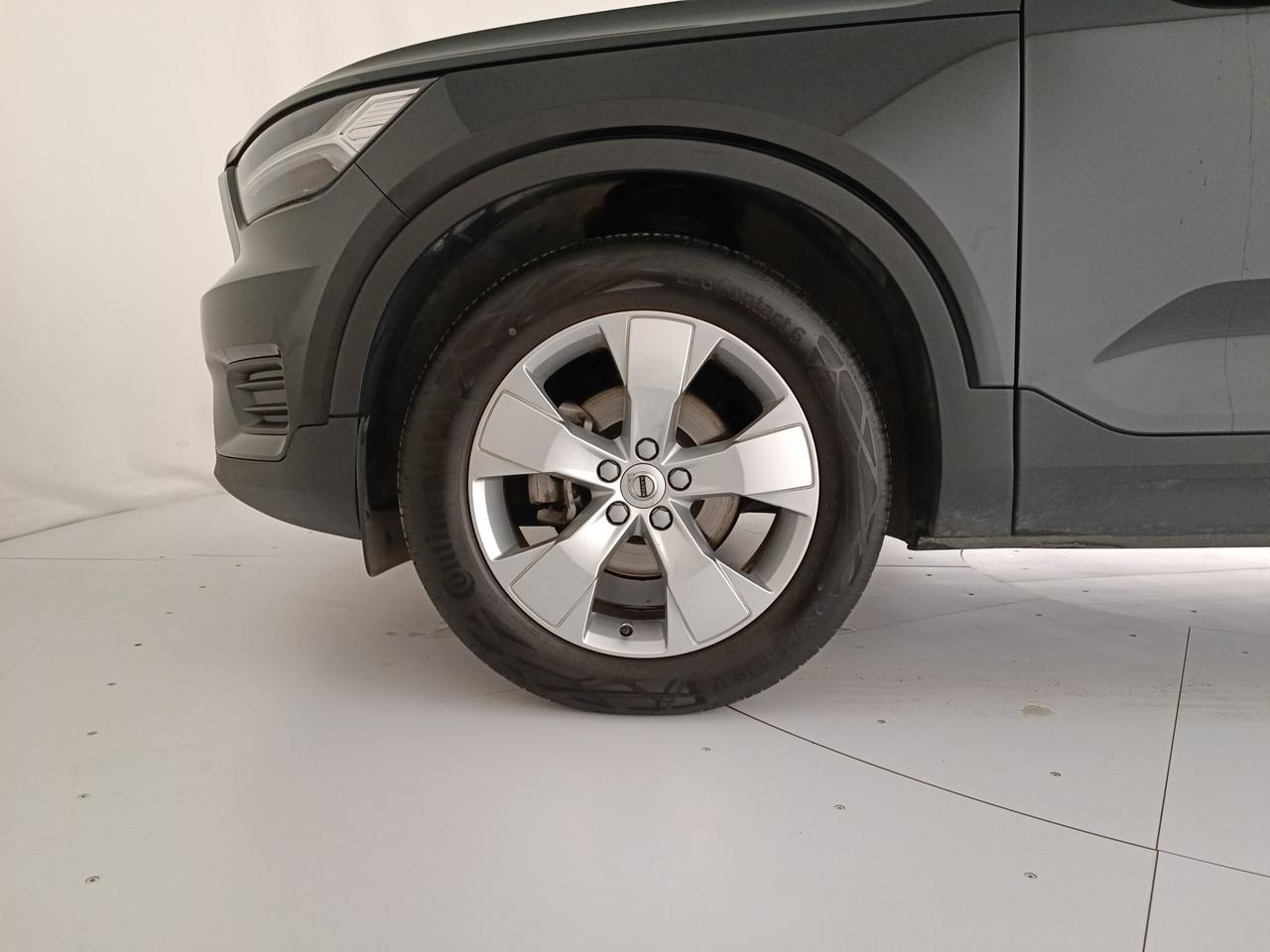 VOLVO XC40 1.5 t2 Momentum Core auto my21