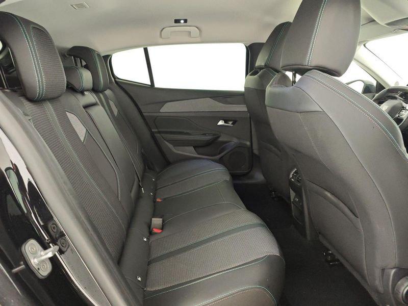 Peugeot 408 Hybrid 145 e-DCS6 Allure