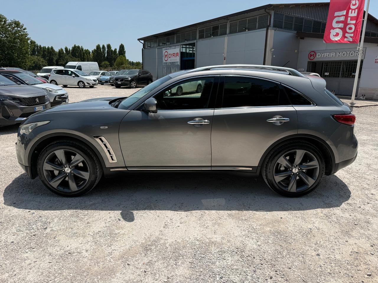 Infiniti FX FX37 S 320CV GPL