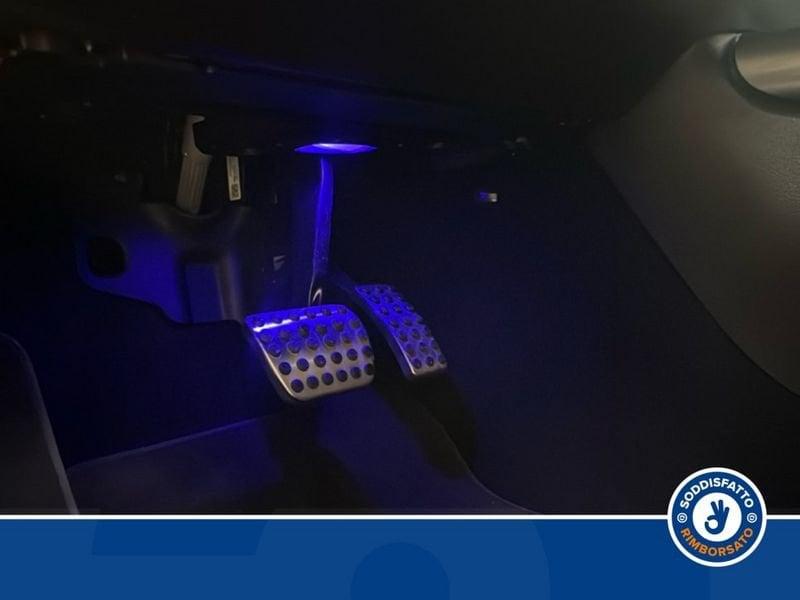 Mercedes-Benz GLA 200 D AUTOMATIC AMG Line PREMIUM