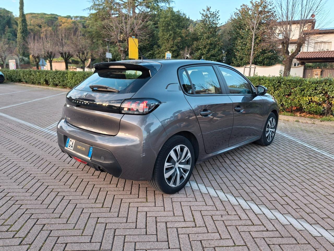 Peugeot 208 PureTech 75 - unico proprietario