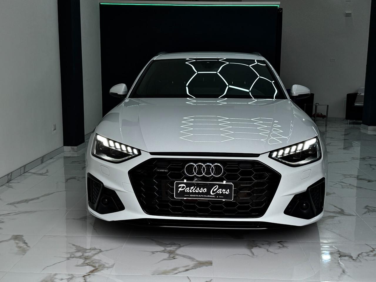 Audi A4 40 TDI MHEV quattro S line edition