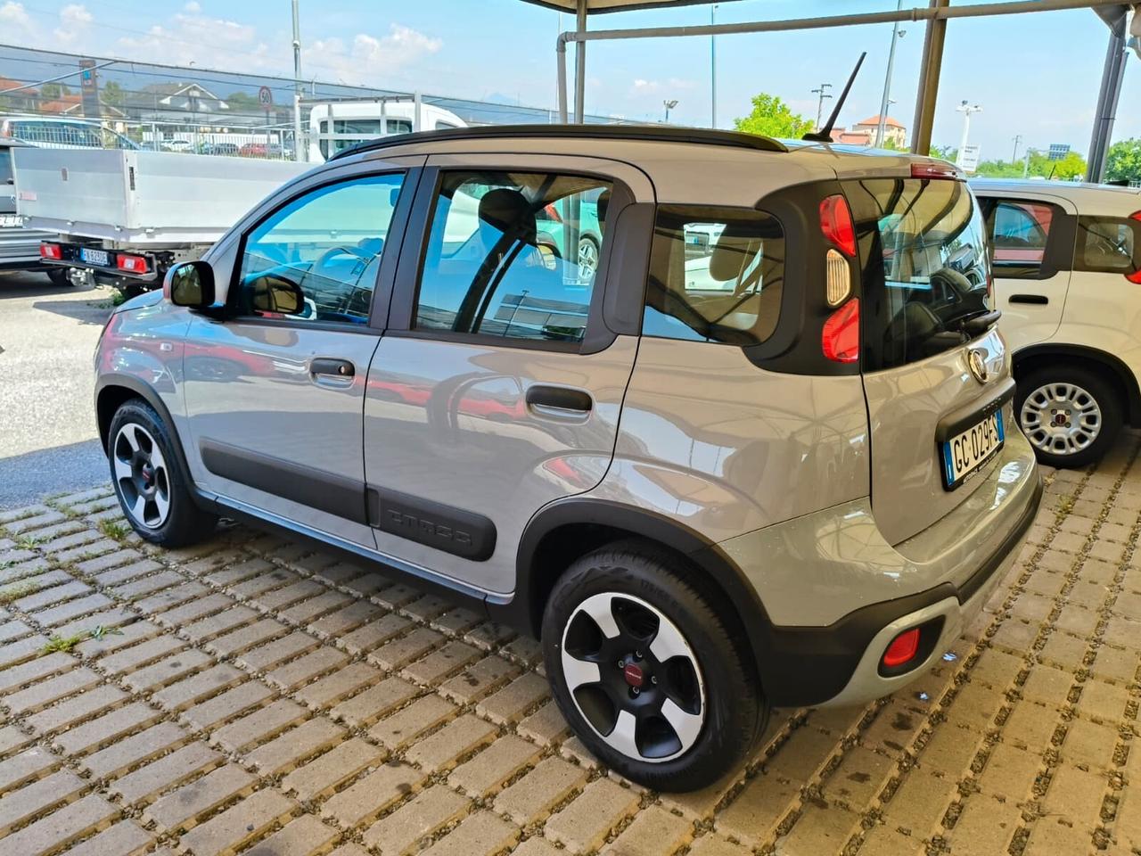 Fiat Panda 1.0 FireFly S&S Hybrid City Cross PREZZO REALE