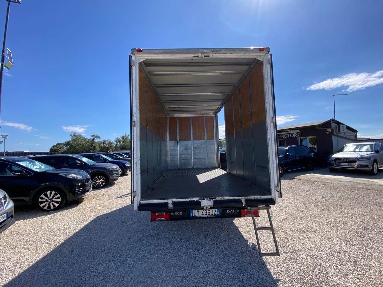 Iveco Daily 35S15 2.3 MTJ ALLESTIMENTO BOX UNICO PROPIETARIO 145CV