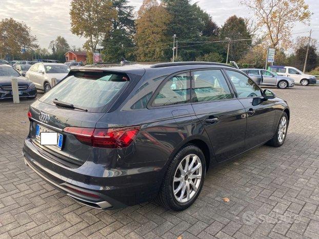 AUDI A4 Avant 40 TFSI S tronic Business