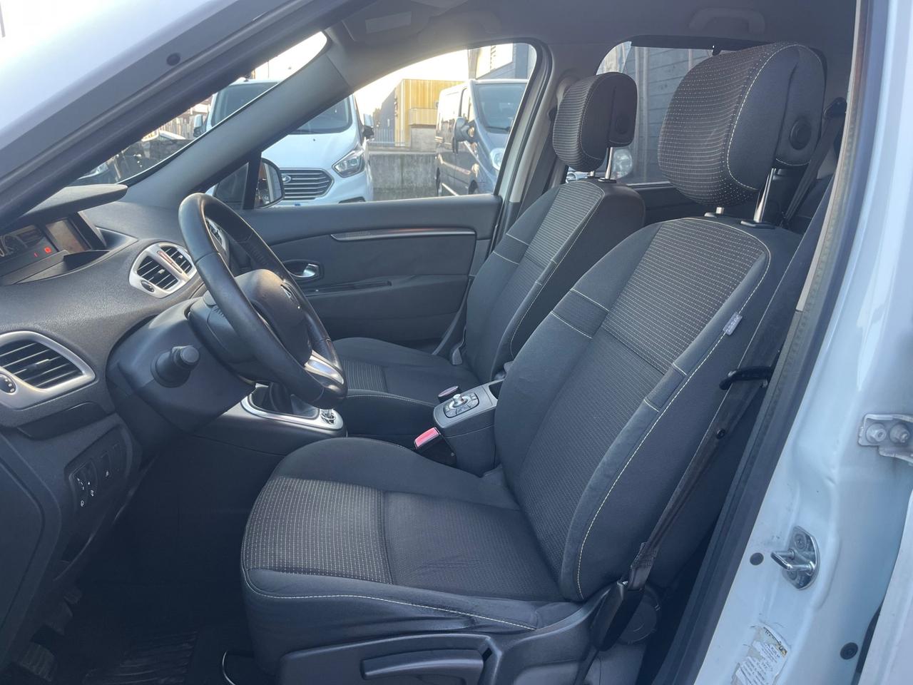 Renault Scenic Scénic X-Mod 1.5 dCi 110CV Luxe