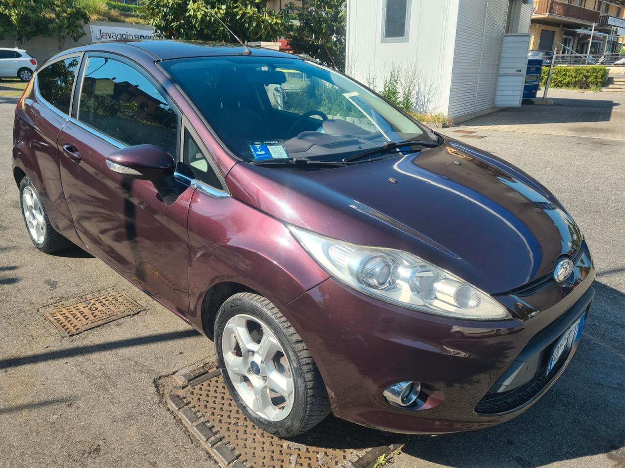 Ford Fiesta 1.4 TDCi 68CV 3 porte Titanium