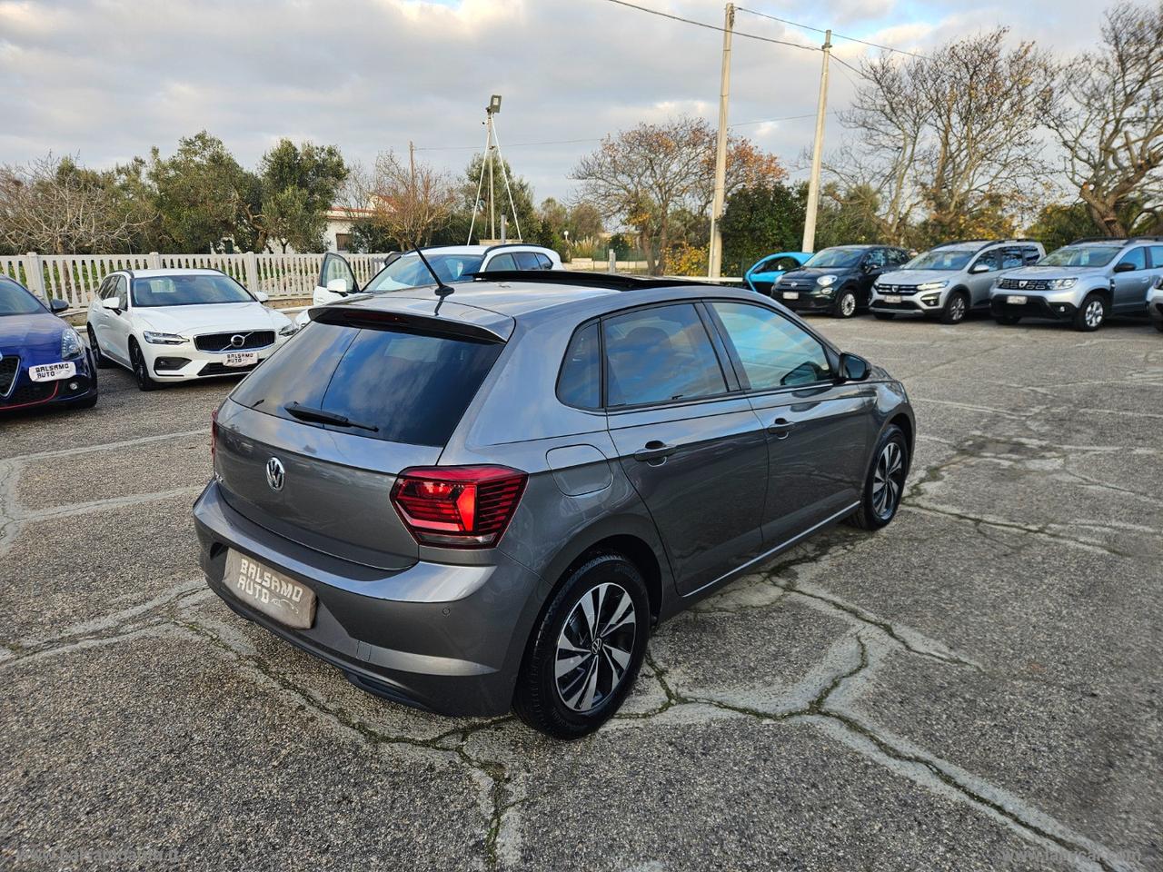 VOLKSWAGEN Polo 1.6 TDI 95CV Highline TETTO APRIBILE