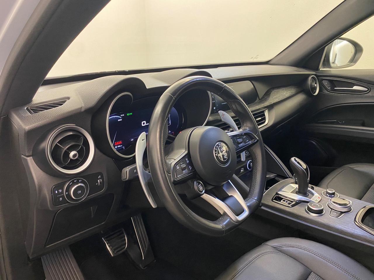 Alfa Romeo Stelvio 2.2 Turbodiesel 160 CV AT8 RWD Sprint
