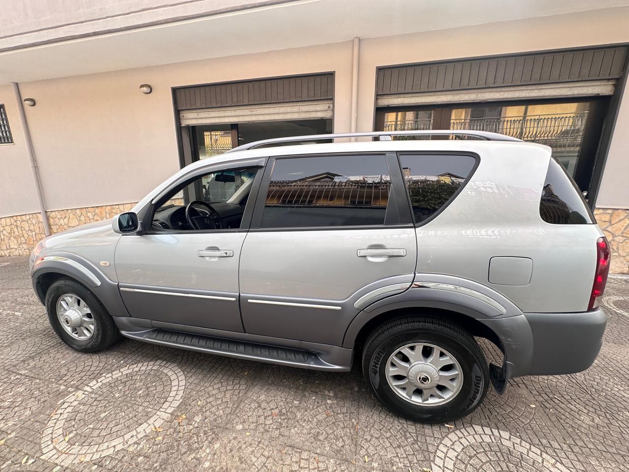 Ssangyong REXTON 2.7 XDi cat Premium 7 posti AUTOMATICO