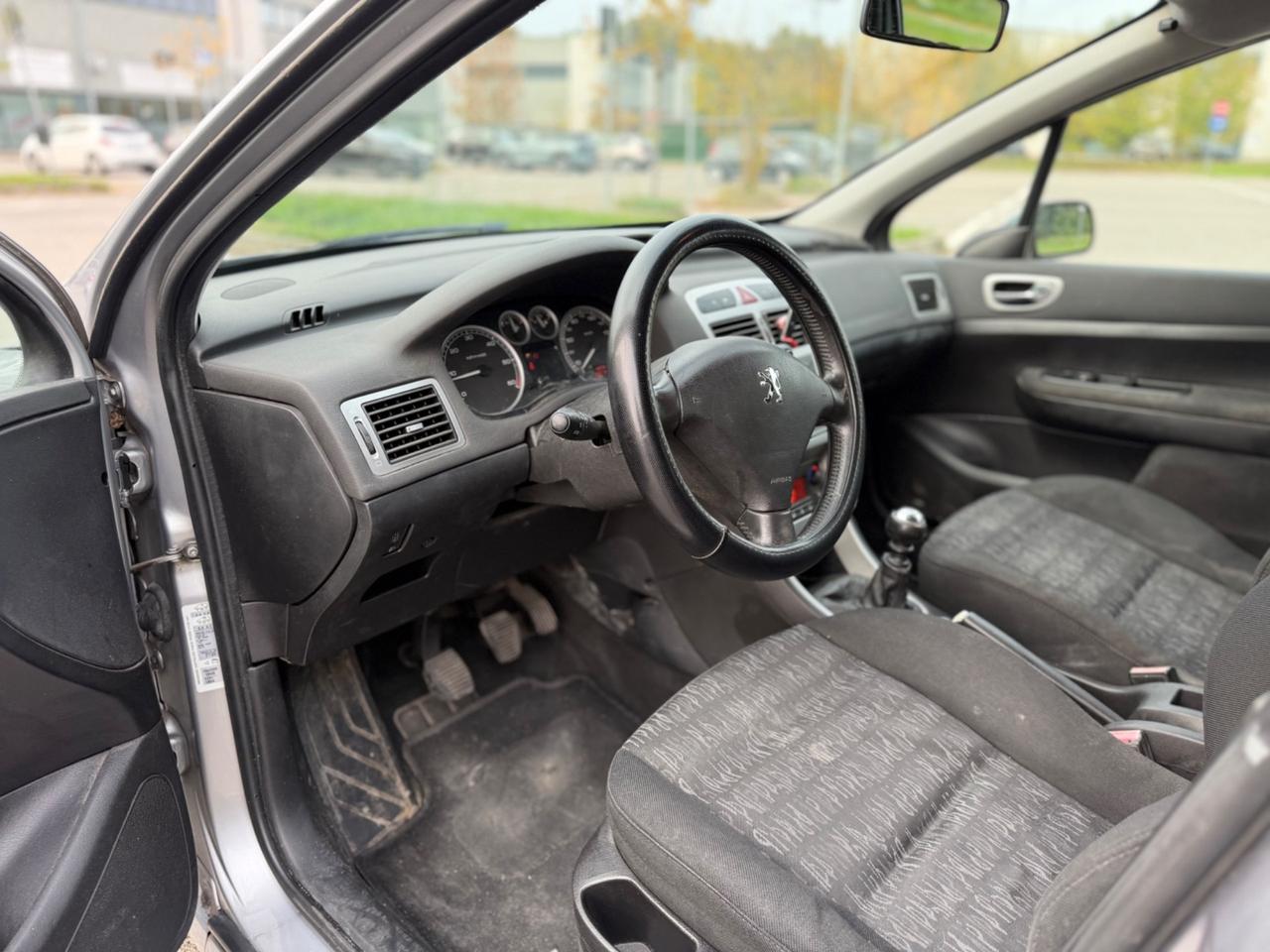 Peugeot 307 2.0 16V HDi FAP SW *Neopatentati*
