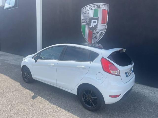 Ford Fiesta 1.5 tdci Business 75cv 5p E6