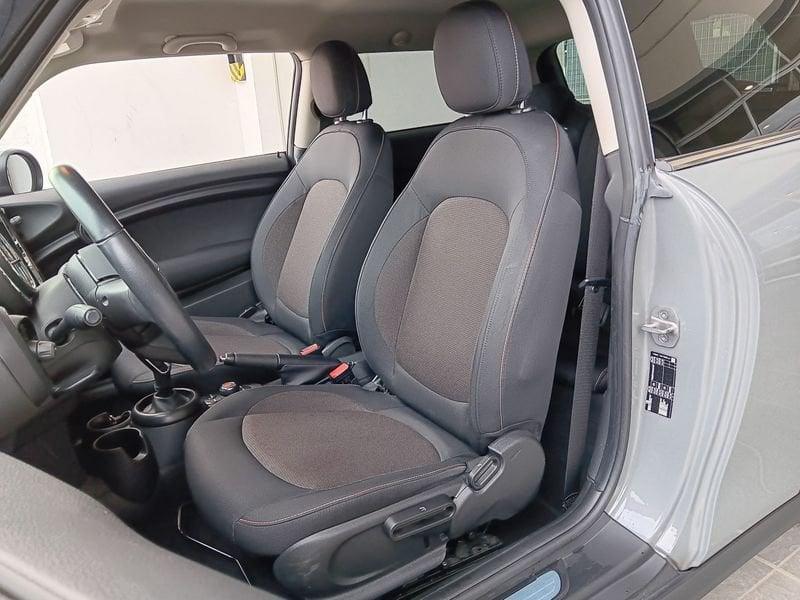 MINI Mini 3 porte Mini 3p 1.5 One Essential 102cv auto