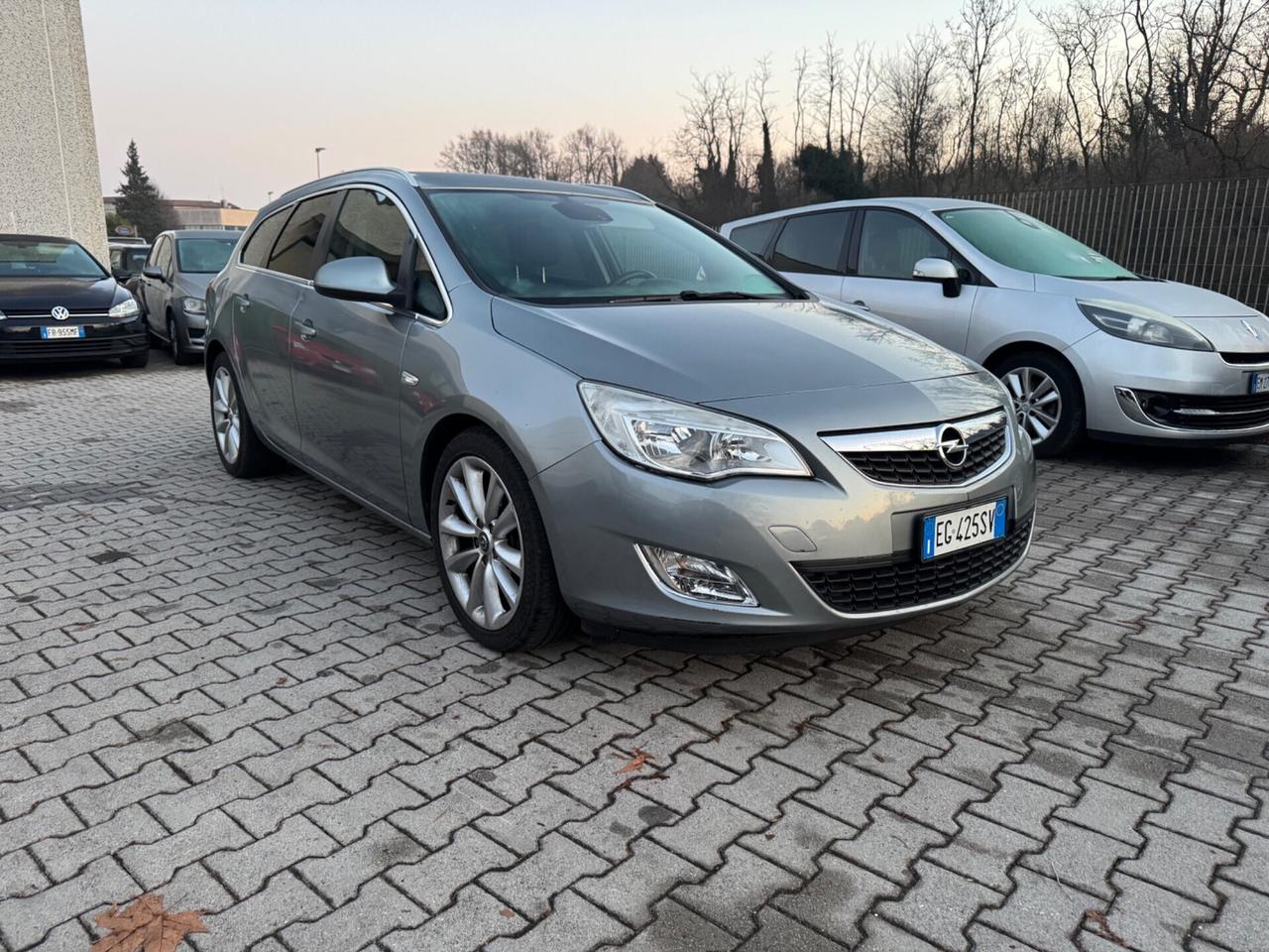 Opel Astra 1.7 CDTI 125CV Sports Tourer Cosmo