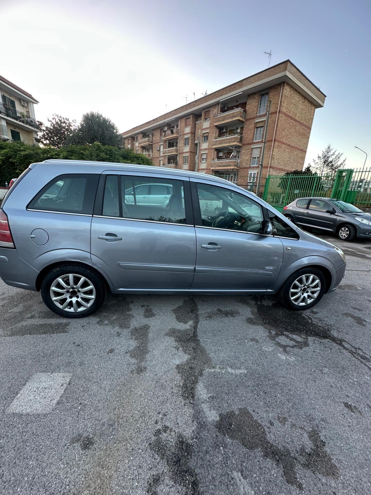 Opel Zafira 1.9 CDTI 120CV Cosmo