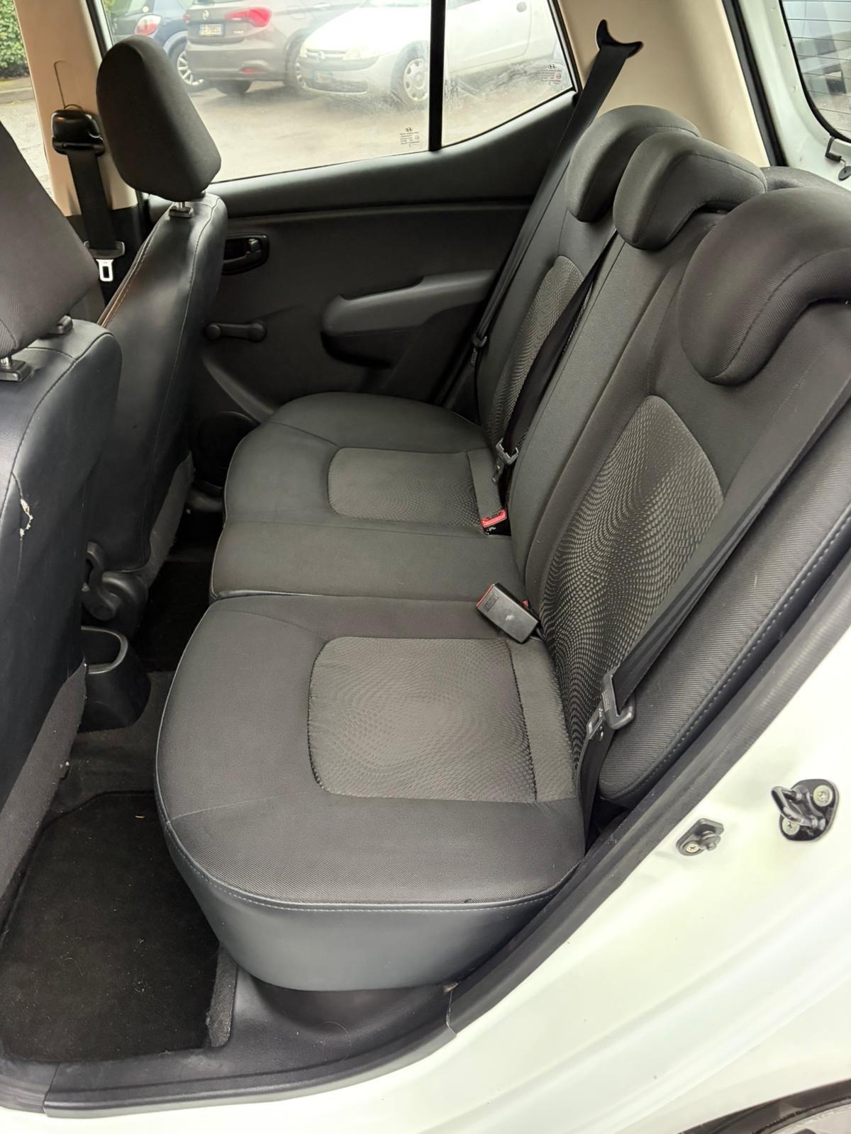 Hyundai i10 1.1 12V Sound Edition