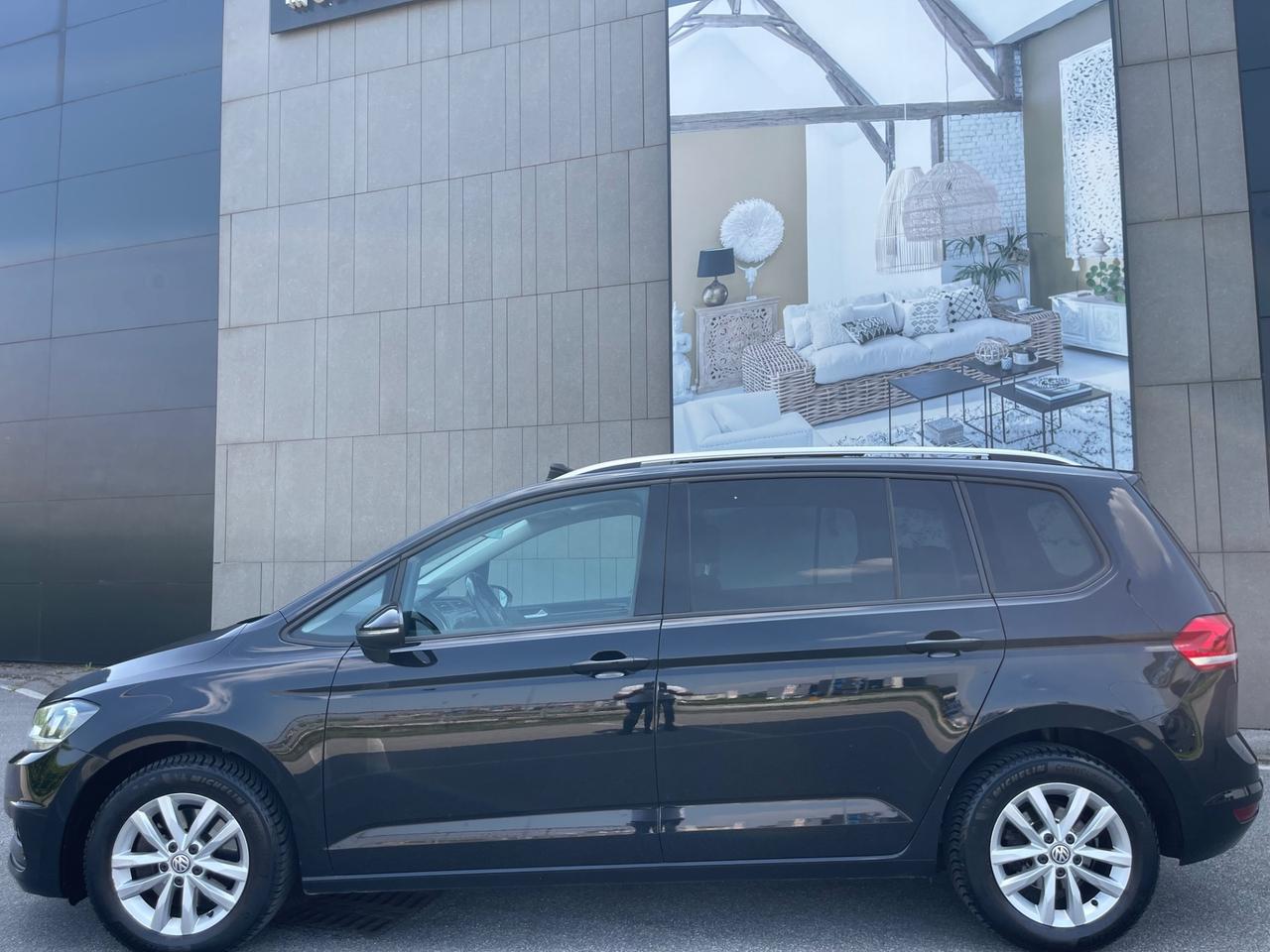 Volkswagen Touran 1.4 TSI DSG Executive BlueMotion Technology