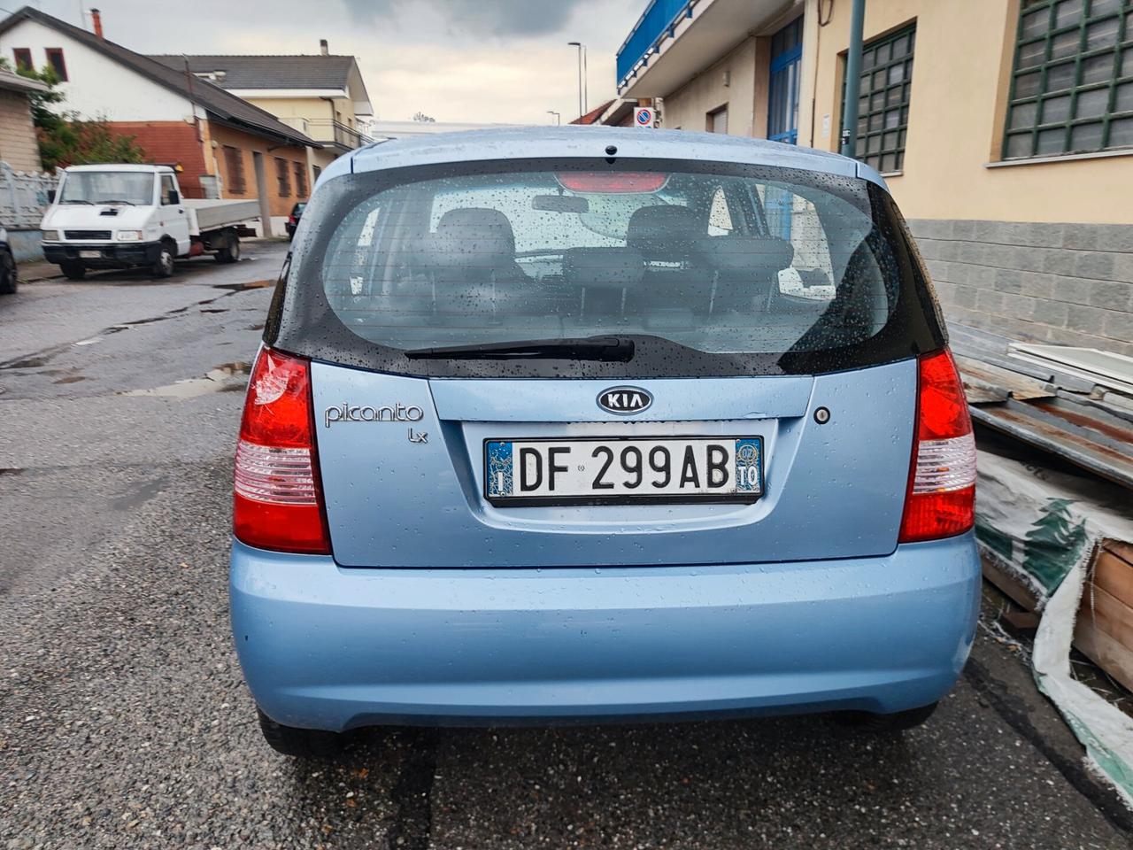 Kia Picanto 1.0 benzina