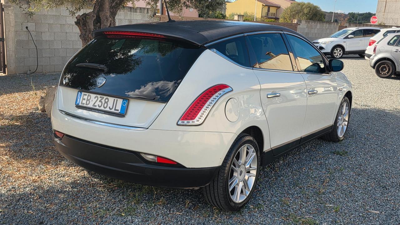 Lancia Delta 1.6 MJT DPF Argento