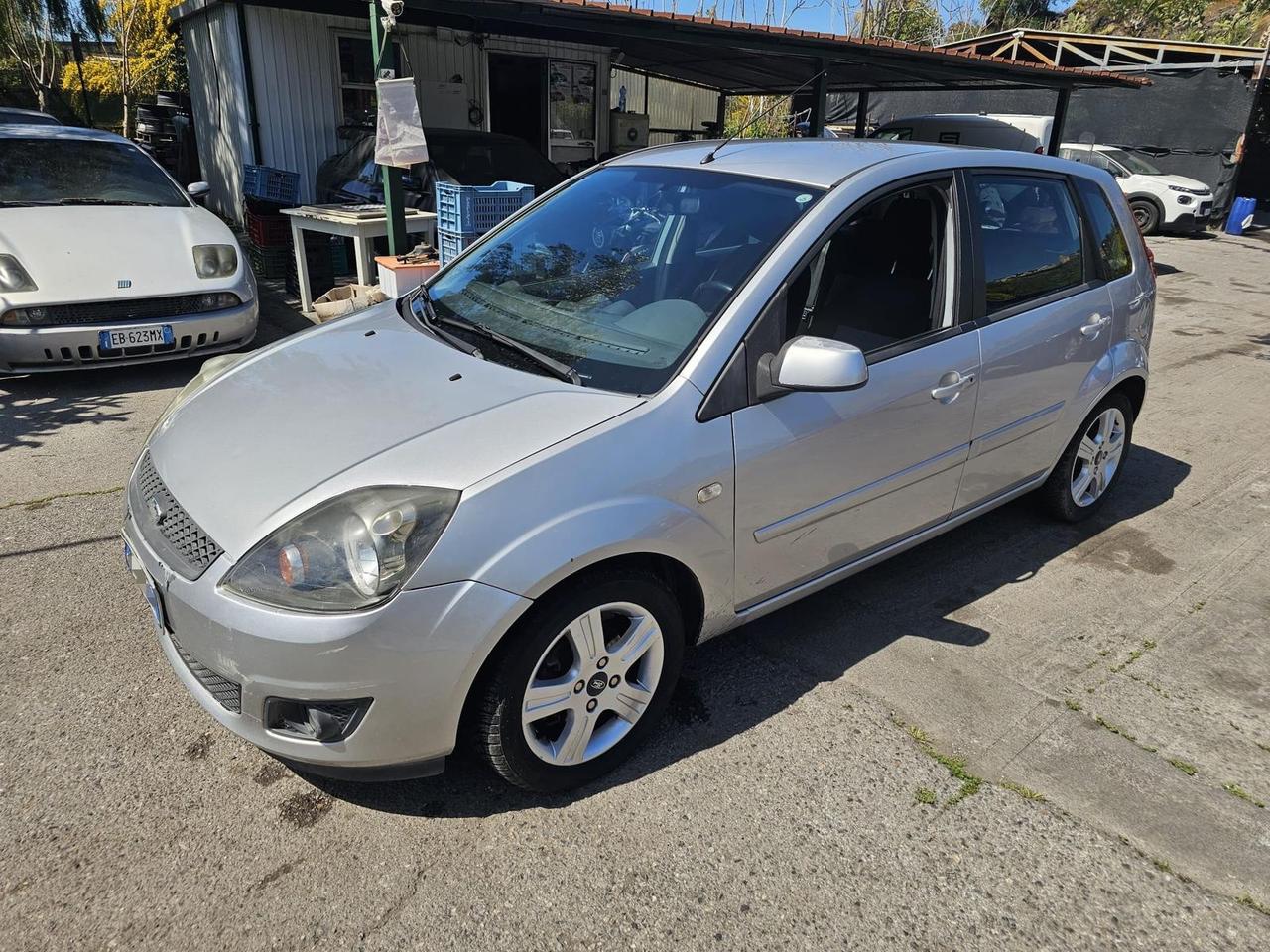 Ford Fiesta 1.4 TDCi 5p. Ghia