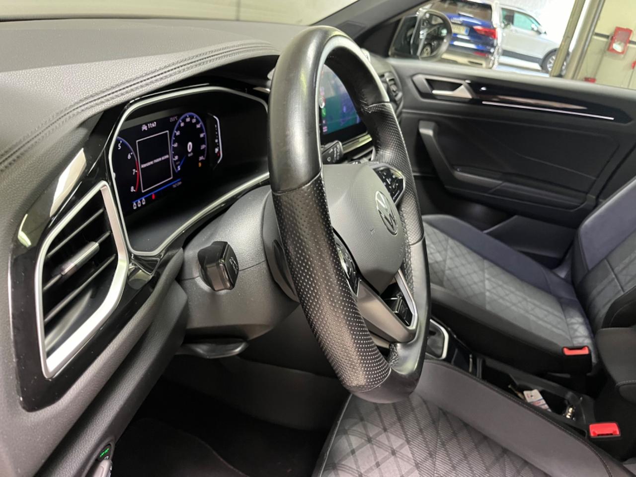 Volkswagen T-Roc 1.5 TSI ACT DSG R-Line