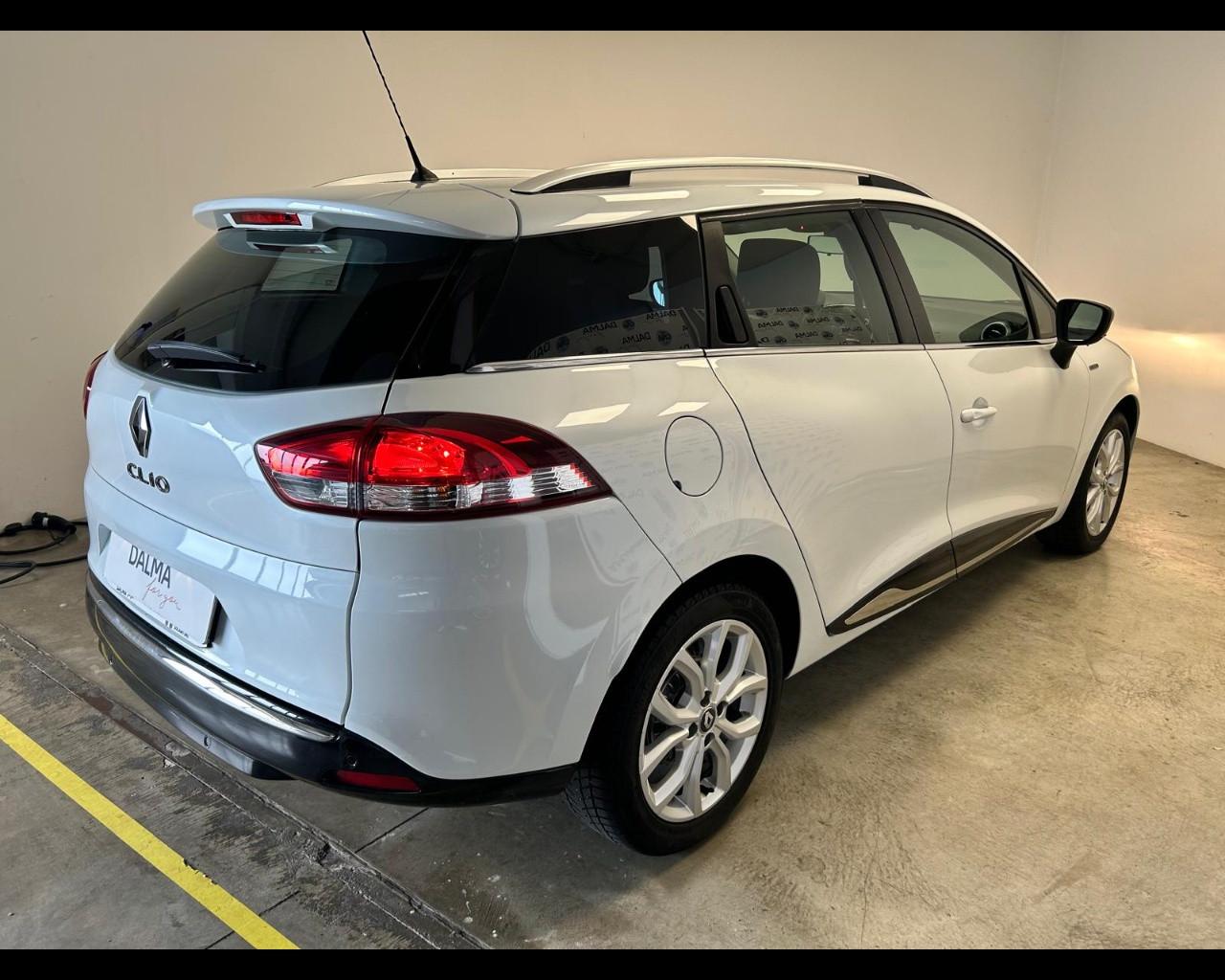 RENAULT Clio IV 2017 Sporter - Clio Sporter 1.5 dci energy Intens 75