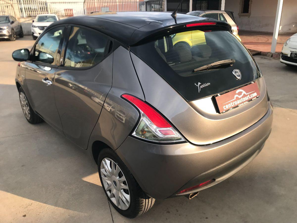 LANCIA Ypsilon 1.2 69 CV 5 porte S&S Gold