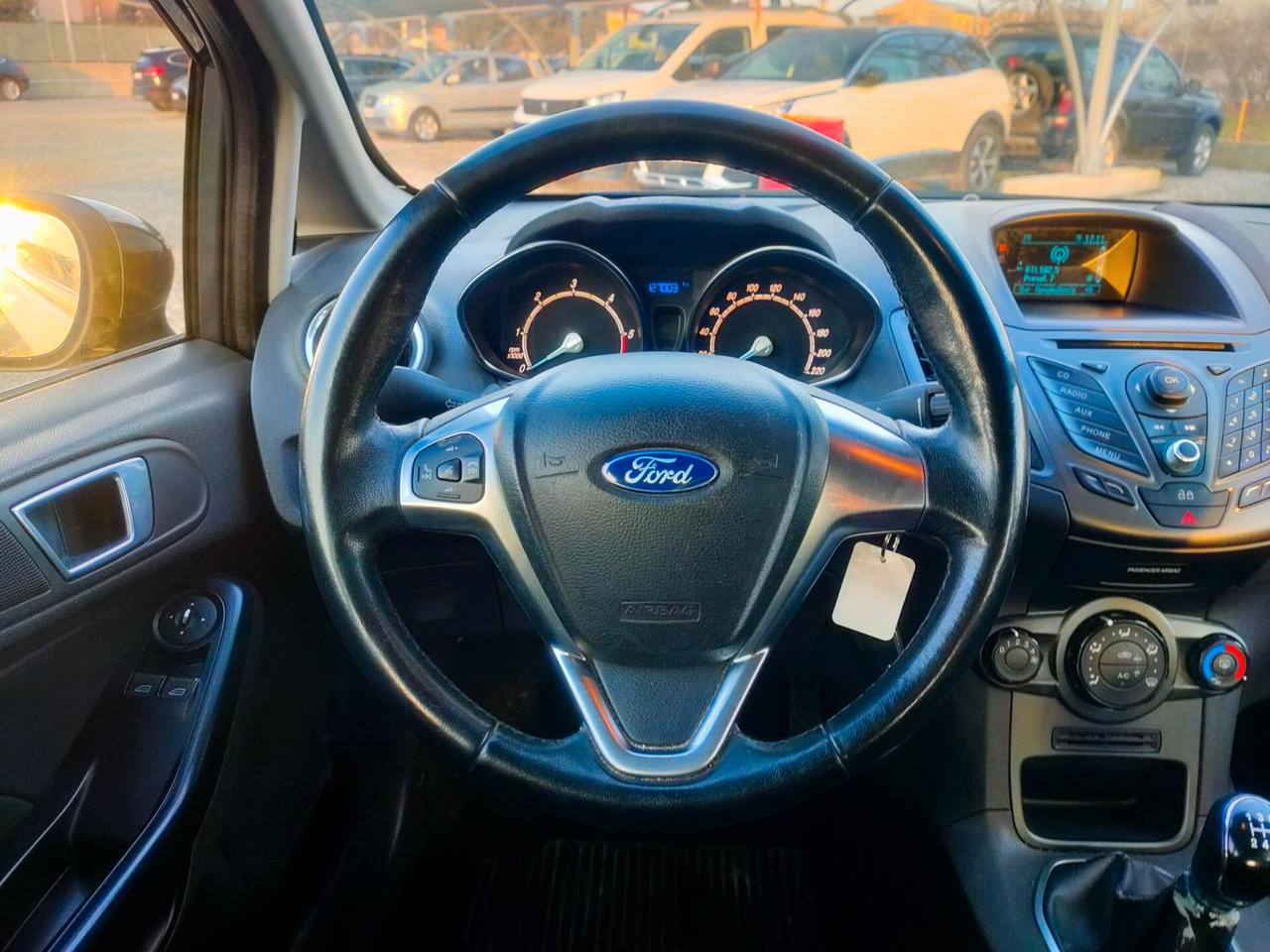 Ford Fiesta 1.5 TDCi 75CV 5 porte Business NEOPATENTATI