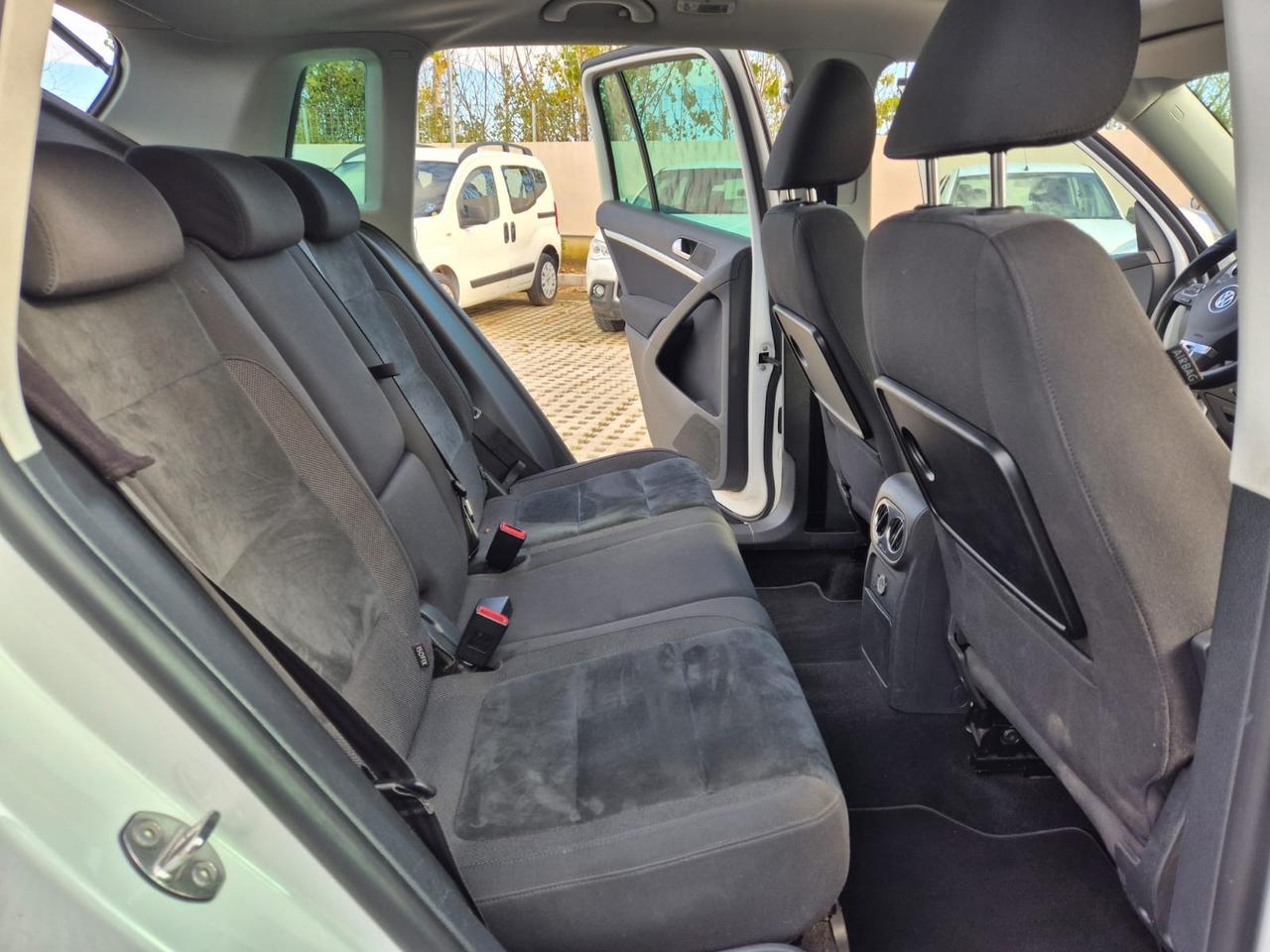 Volkswagen Tiguan 2.0 TDI 140 CV Sport & Style BlueMotion Technology