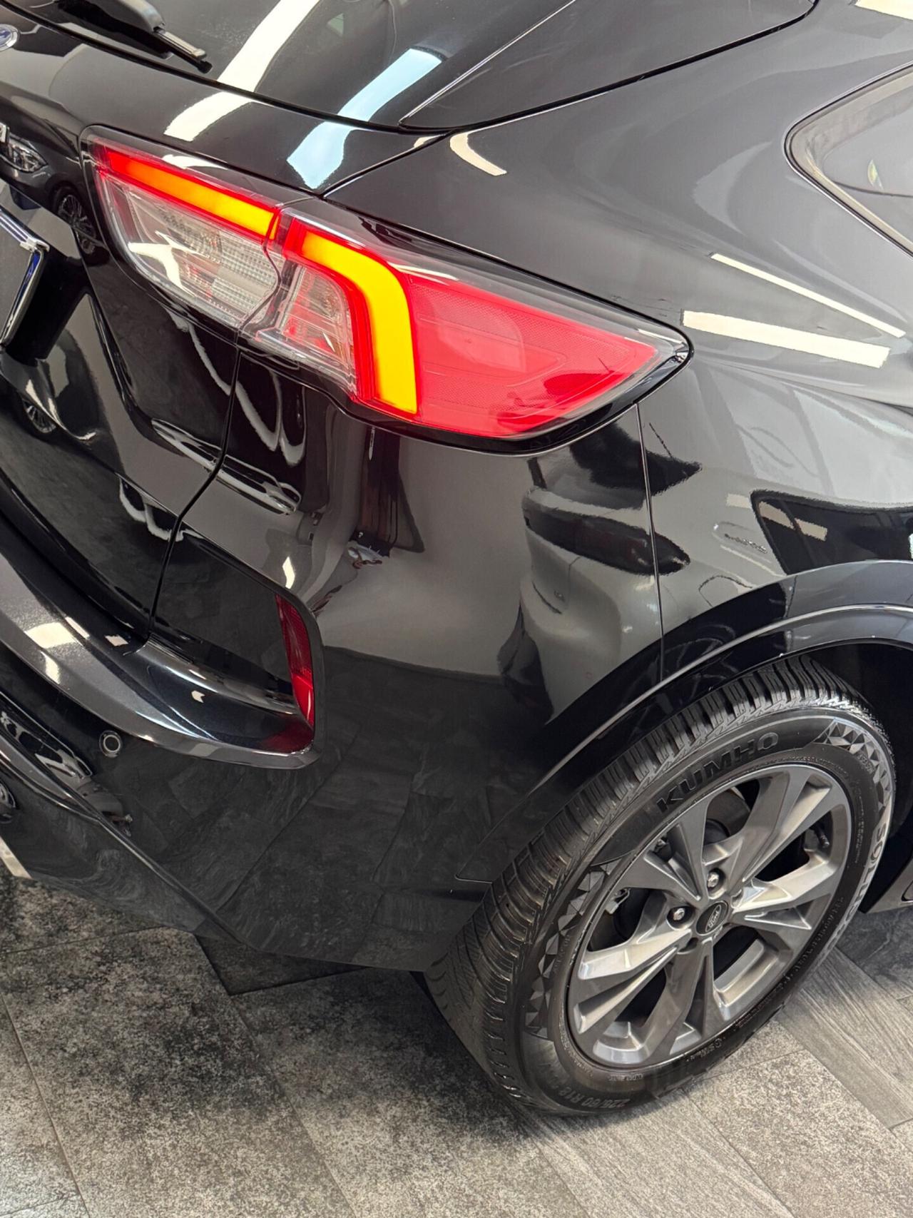 Ford Kuga 1.5 TDCi 120 CV 2WD ST-Line