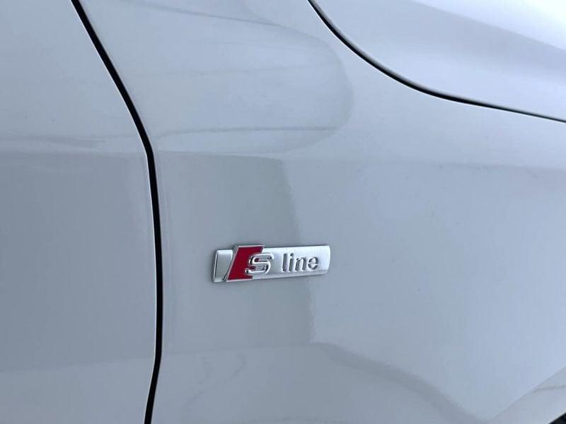 Audi A1 TFSI S Tronic Identity Contrast