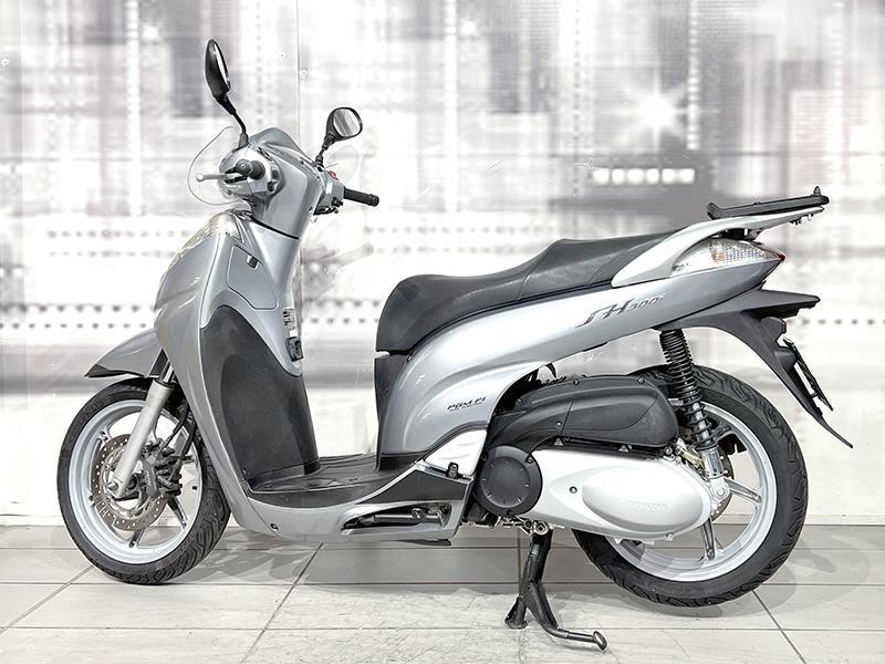 Honda SH 300