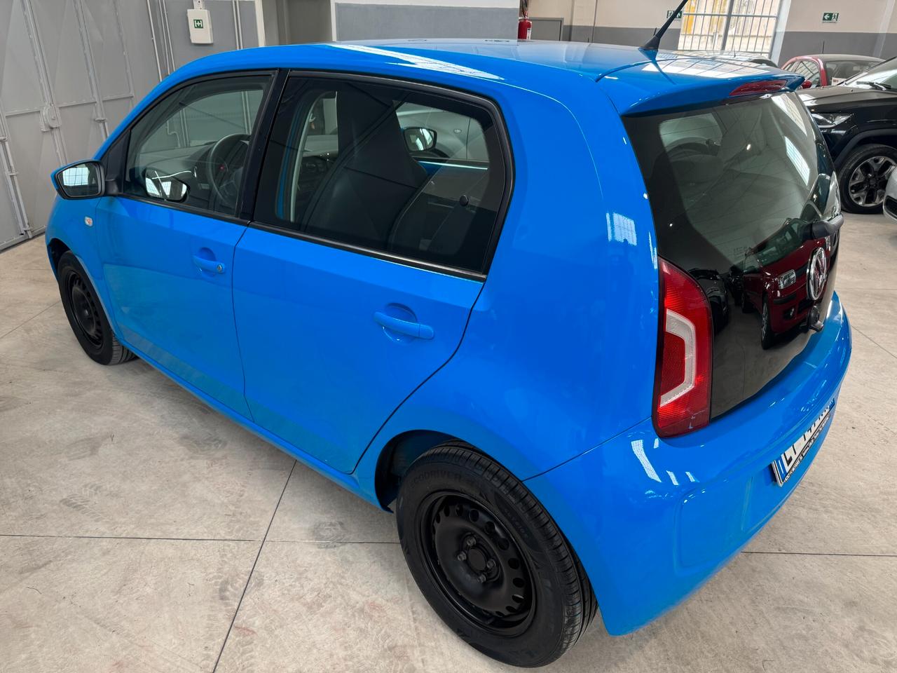 Volkswagen up! 1.0 5p. take