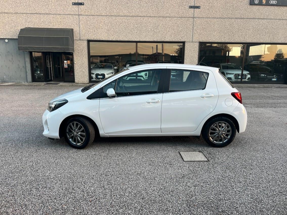 Toyota Yaris 5p 1.0 Cool - UNICO PROPRIETARIO - NEOPATENTATI