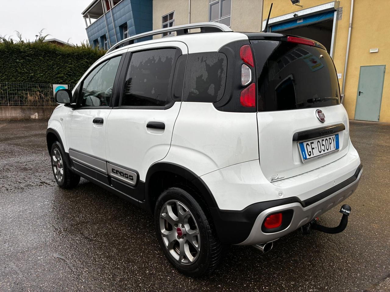 FIAT PANDA CROSS 4x4 0.9TWINAIR - GANCIO TRAINO