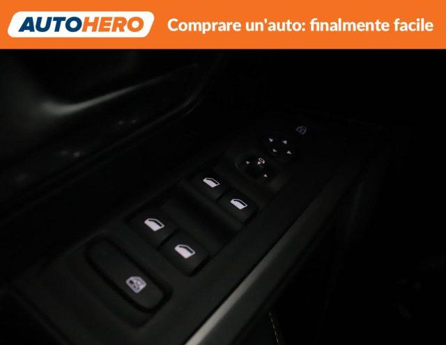 PEUGEOT e-3008 motore elettrico (73kWh) 210 CV Allure