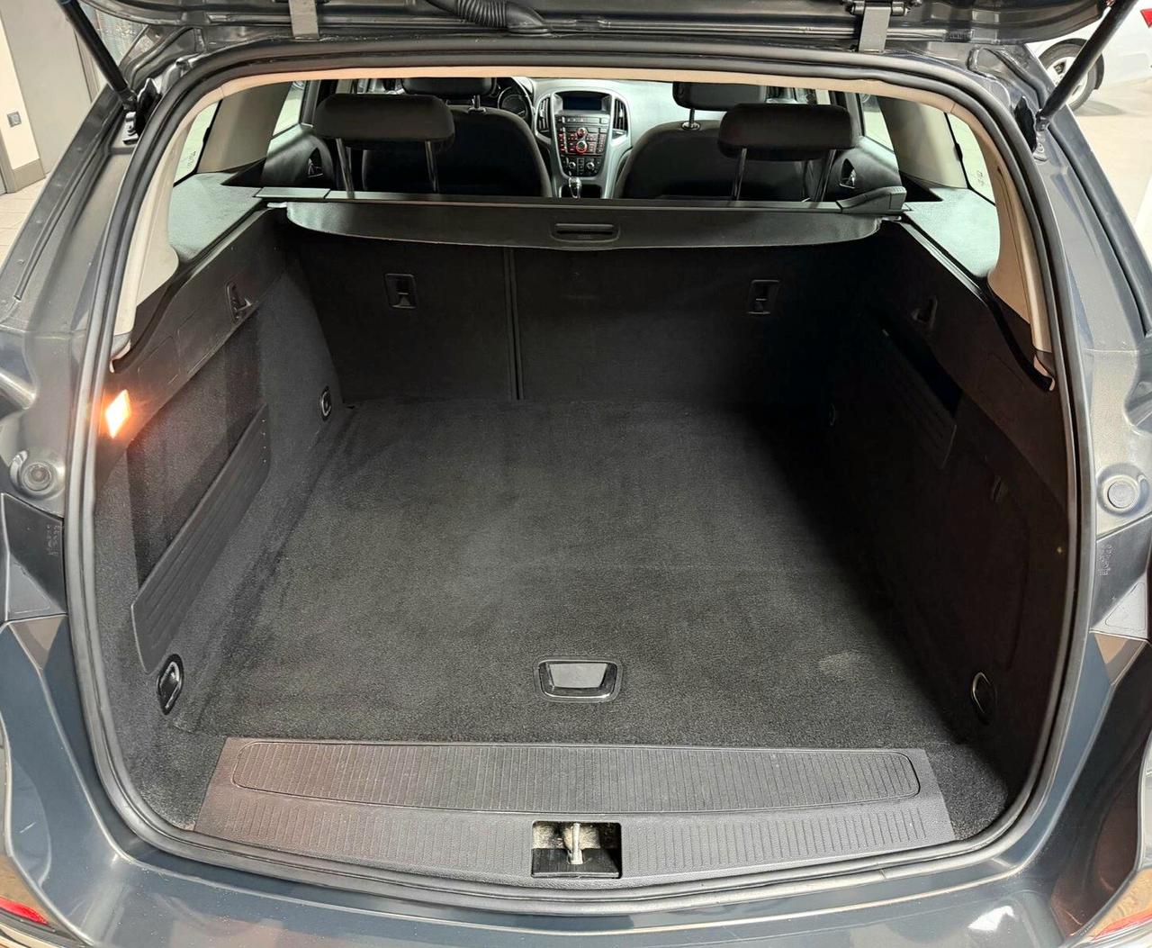 OPEL ASTRA 1.4 BENZINA/GPL 140CV GPL Tech Elective