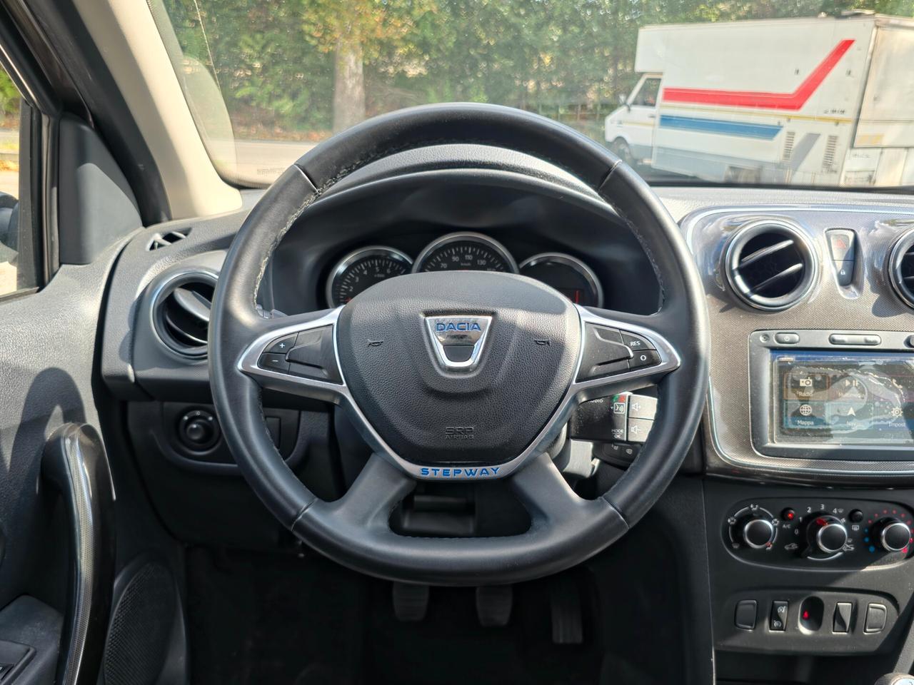 Dacia Sandero Stepway 1.0 GLP TCe 100CV ECO-G 15th Anniversary E6 Manuale NEO 2020