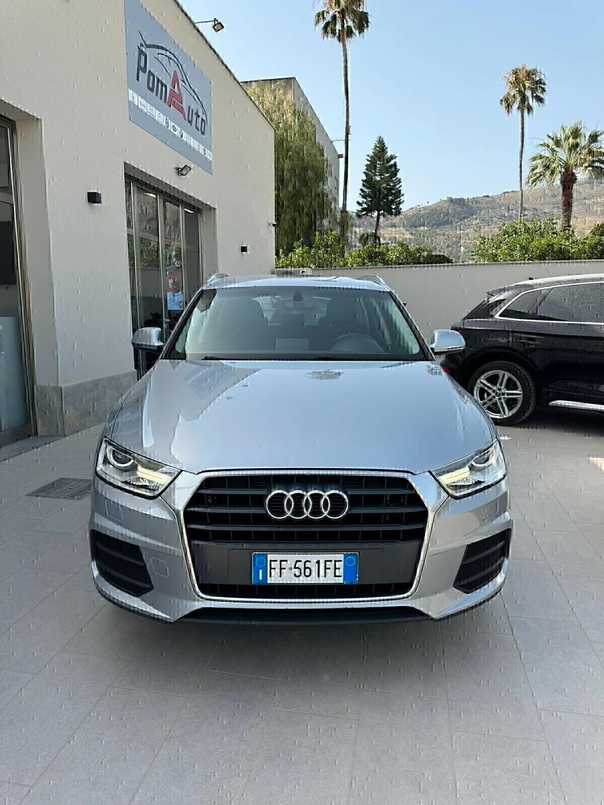 Audi Q3 2.0 TDI 120 CV Business